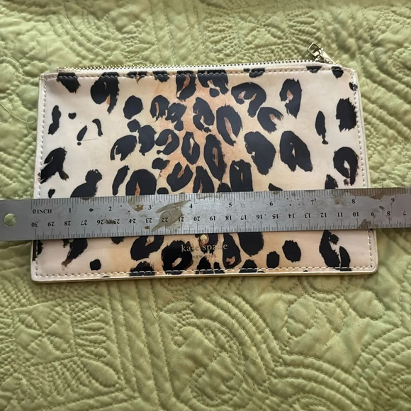 NWOT Kate Spade Leopard Clutch / Pouch / Pencil Case - Picture 5 of 9
